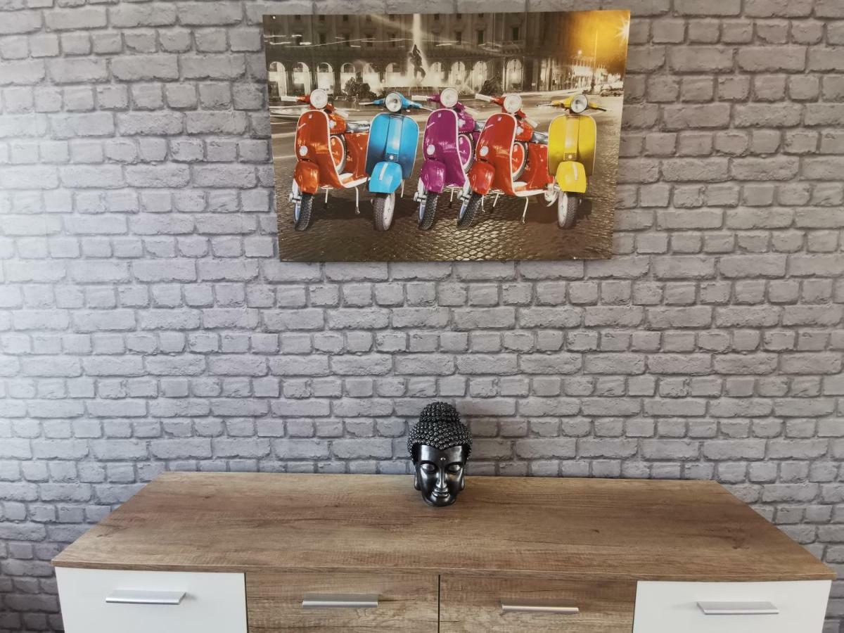 Ferienwohnung Bei Schwarzkopf Nordenham Luaran gambar